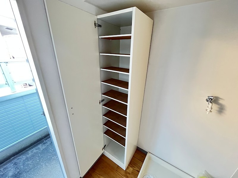 メゾン・ド・三恵 玄関