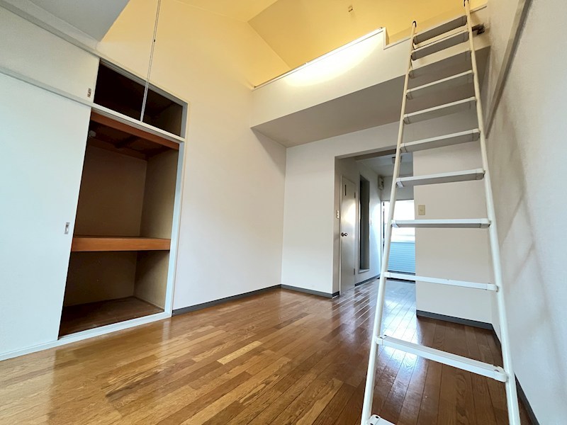 メゾン・ド・三恵 リビング