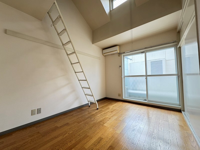 メゾン・ド・三恵 ベッドルーム