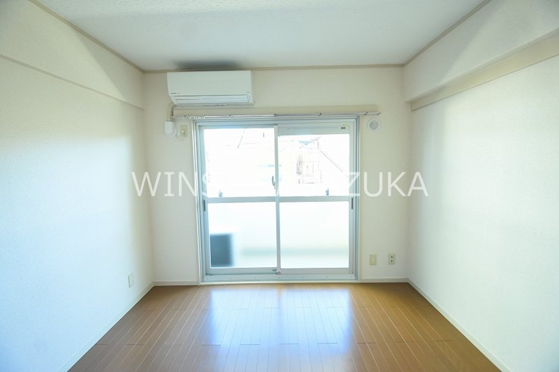 スカイプラザ松原 リビング