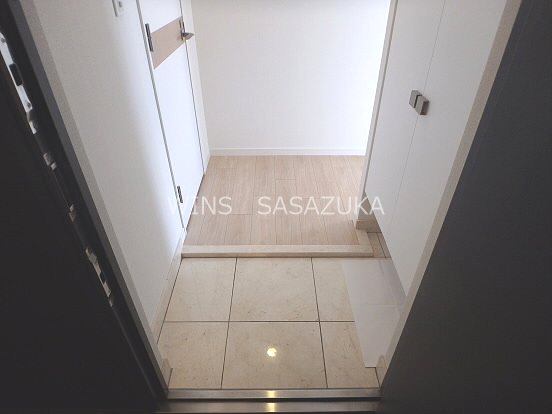 レジディア笹塚Ⅱ 玄関