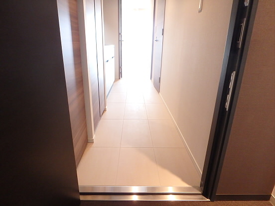 パークハビオ笹塚 玄関