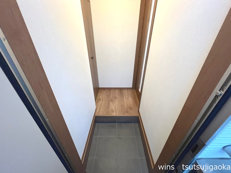 シャトーつつじヶ丘 玄関