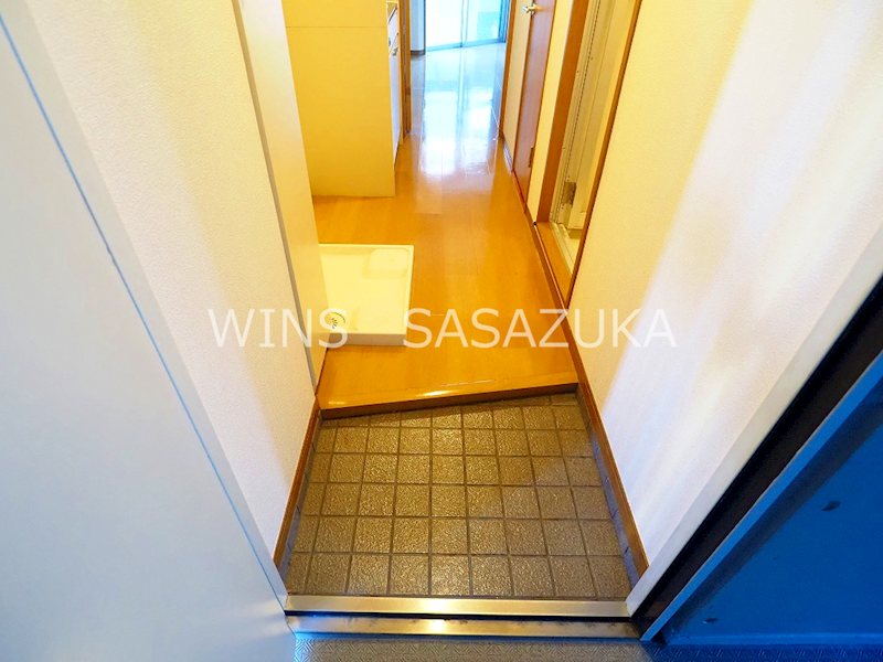 ウィステリア　 玄関