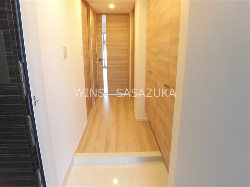 TELLUS八幡山 玄関