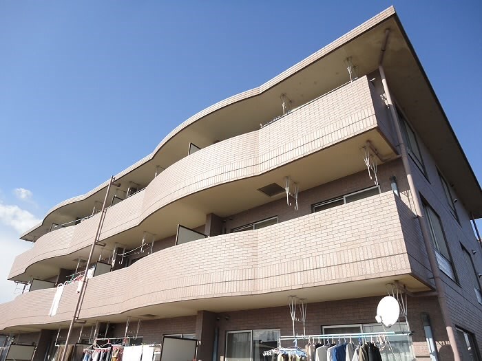 モンレーヴ染地 外観