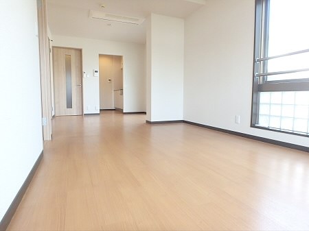 モンレーヴ染地 リビング