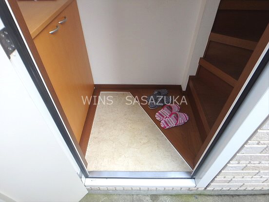 ボヌール幡ヶ谷 玄関