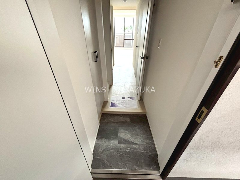 レジディア笹塚　 玄関