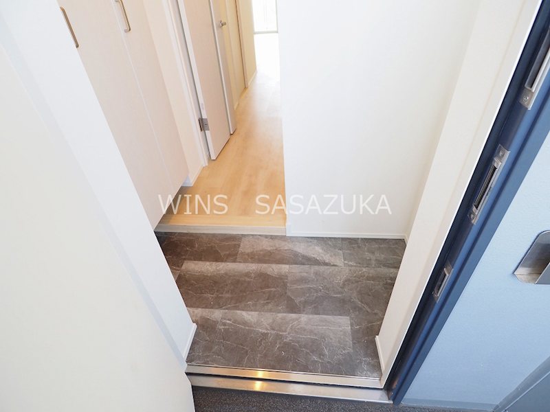 レジディア幡ヶ谷 玄関