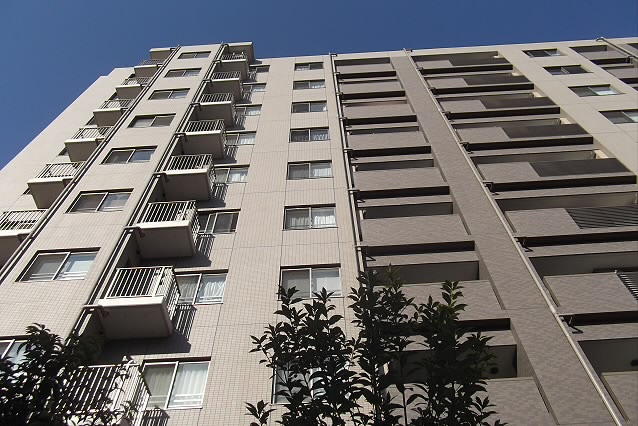 プレミスト調布 外観