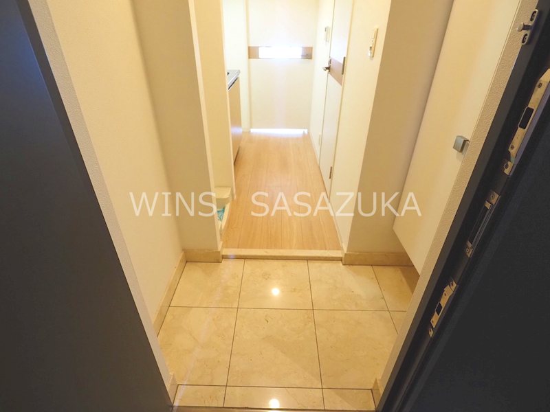 レジディア笹塚Ⅱ　 玄関