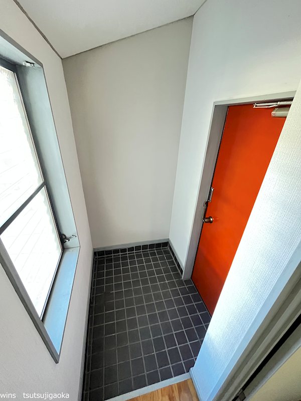 サンハウス 玄関