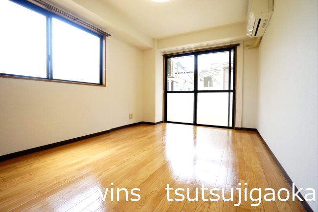 給田ハイツ明和 リビング