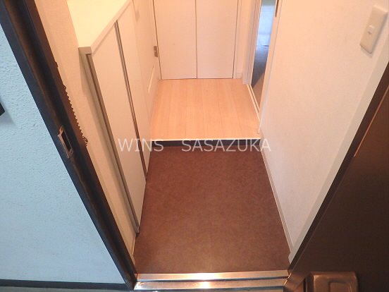 ビューパレス南台 玄関