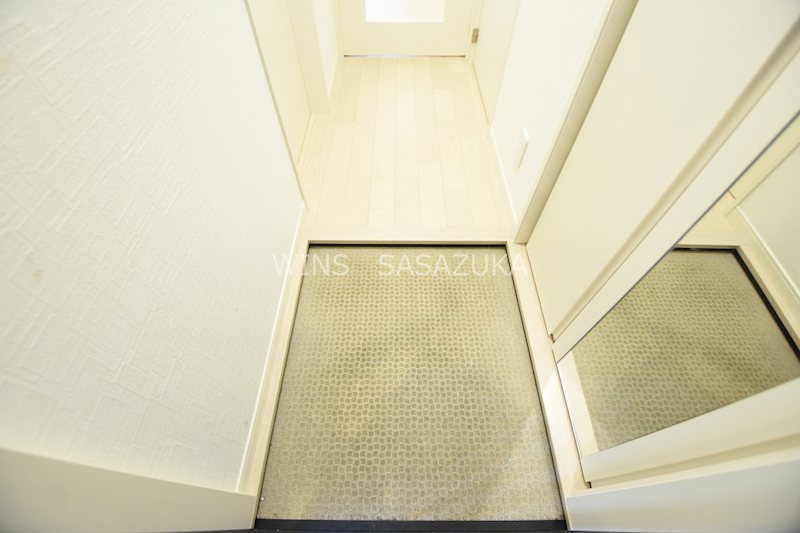 メゾンドリーヴ 玄関