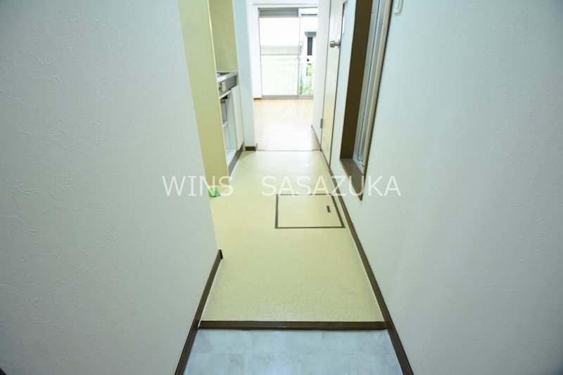 キャベッジホワイト 玄関