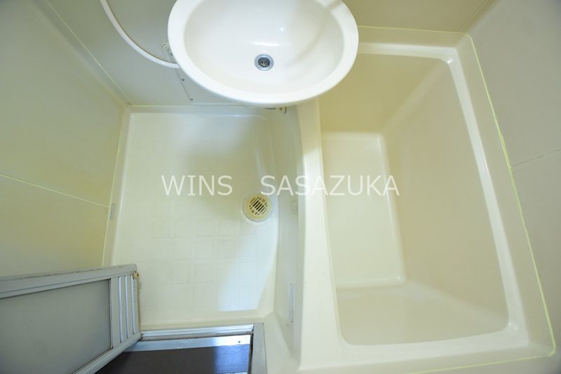 キャベッジホワイト 風呂画像