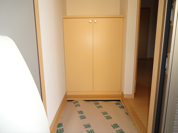 グレイスフルK 玄関