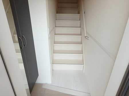 ケイ・フォレスト 玄関