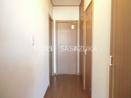 ハイセラコーポ 玄関