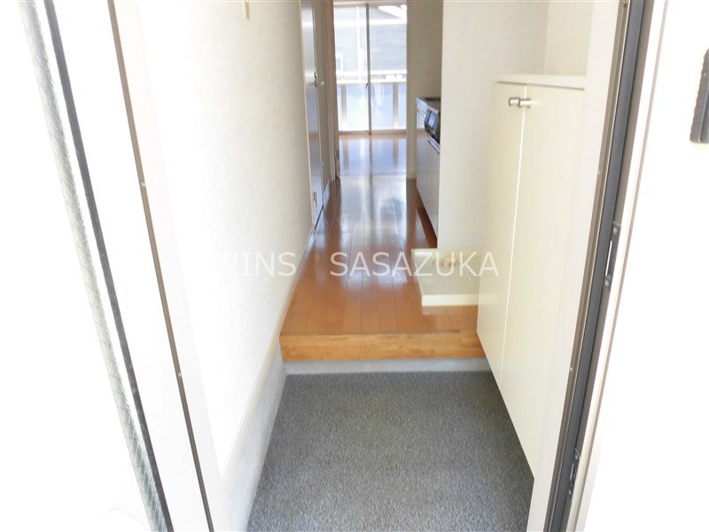 サンライズ 玄関