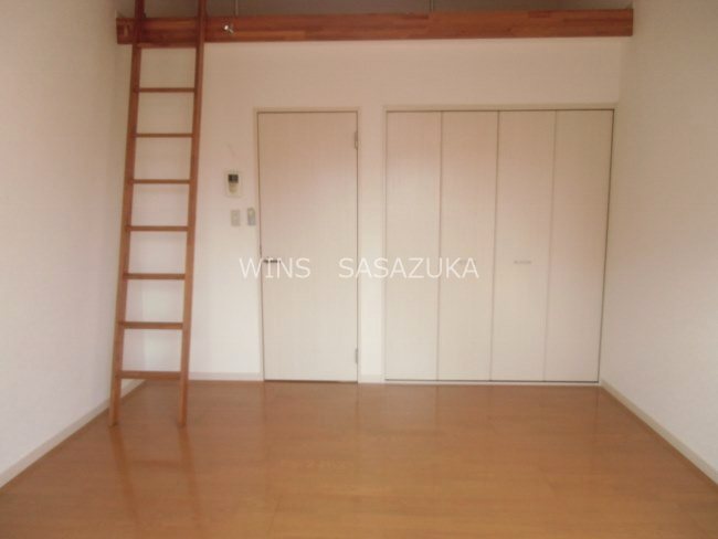 サンライズ ベッドルーム