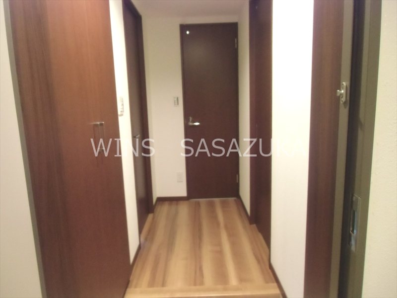 クオリア桜上水 玄関