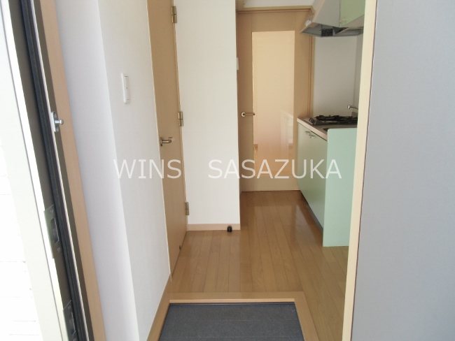 パインコート 玄関