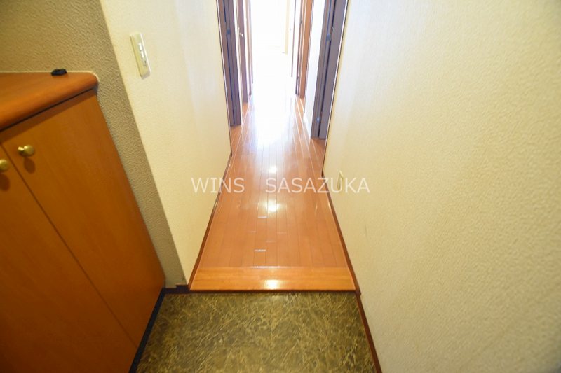 アボリアスコート笹塚WEST 玄関