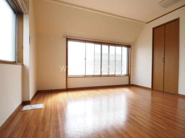 ヴァンヴェール方南町 ベッドルーム