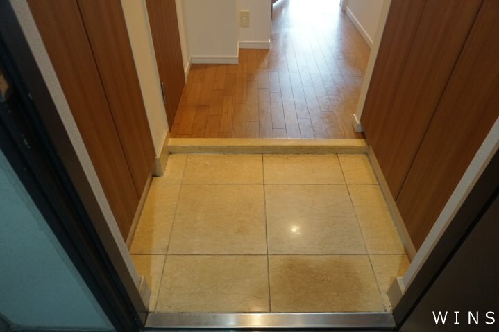 レジディア杉並方南町 玄関