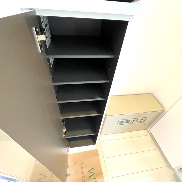 グランメゾン代田橋 玄関