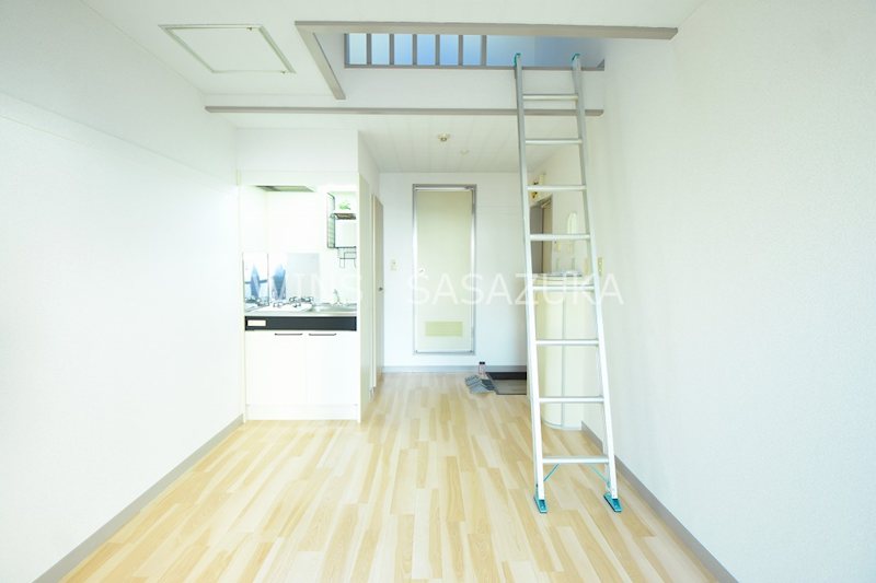 青山ハイツ ベッドルーム