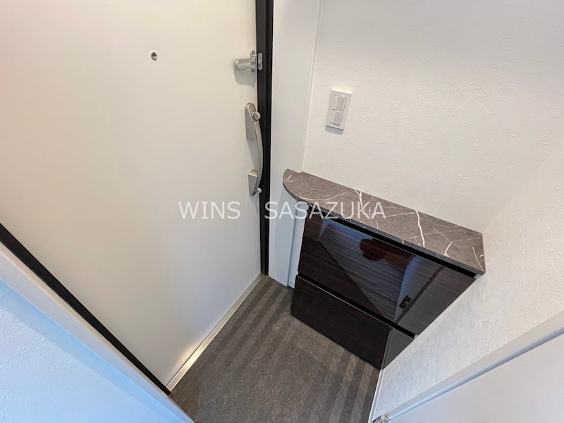 MG　LUXURY　SASAZUKA 玄関