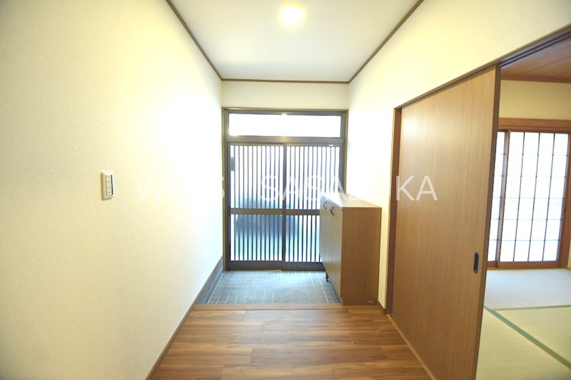 渋谷区本町5丁目戸建 玄関