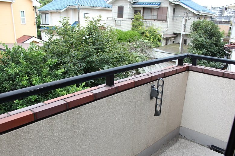 ファミーユ菊野台 ベランダ