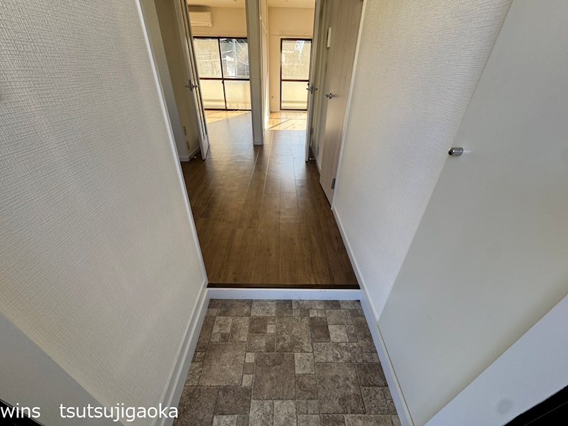 リ・ドマーニ  玄関