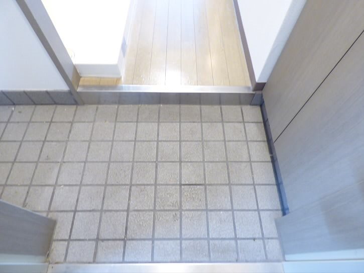 サンパラッツオ参番館 玄関