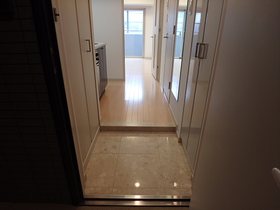 ガーラ・シティ渋谷幡ヶ谷　 玄関