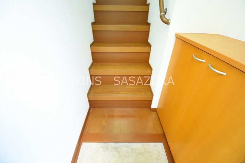 ボヌール幡ヶ谷 玄関