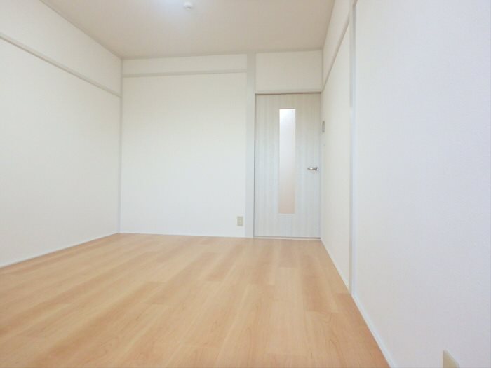 サンハイツ倉田 ベッドルーム