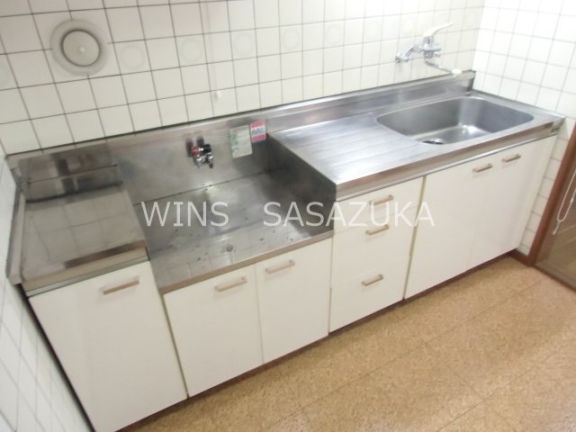 泉館  キッチン