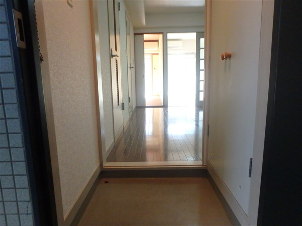 グリーンアベニュー 玄関