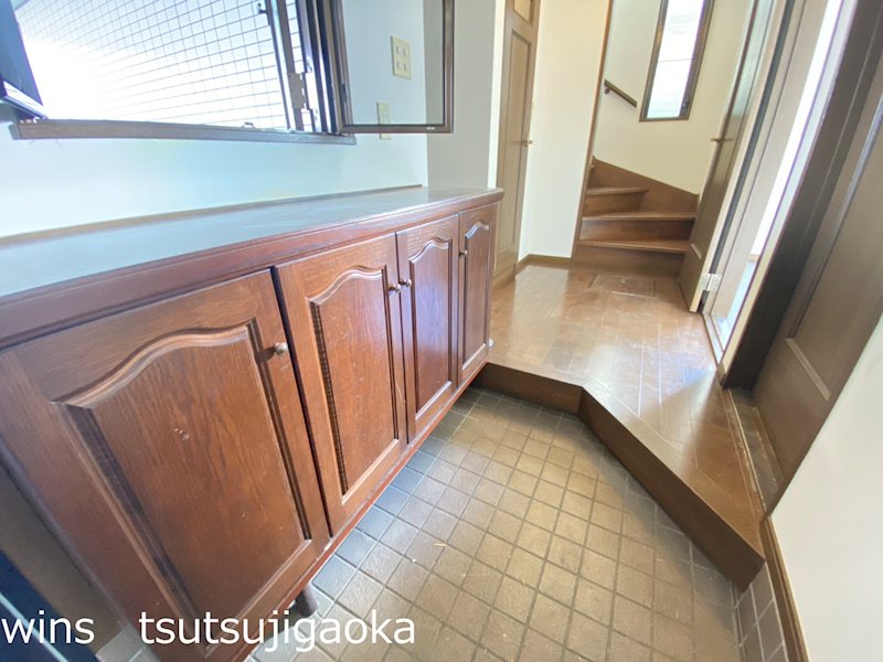 上祖師谷2丁目戸建 玄関