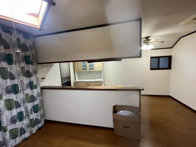 上祖師谷2丁目戸建 リビング