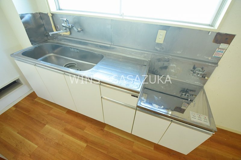 第1レアヒビル キッチン