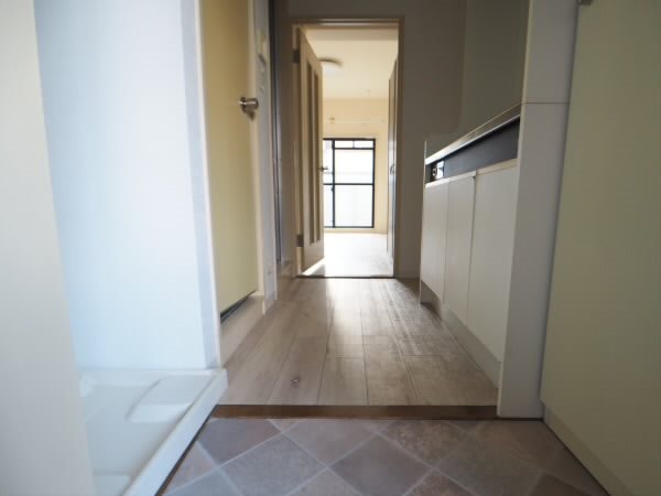 ルイーネ調布  玄関