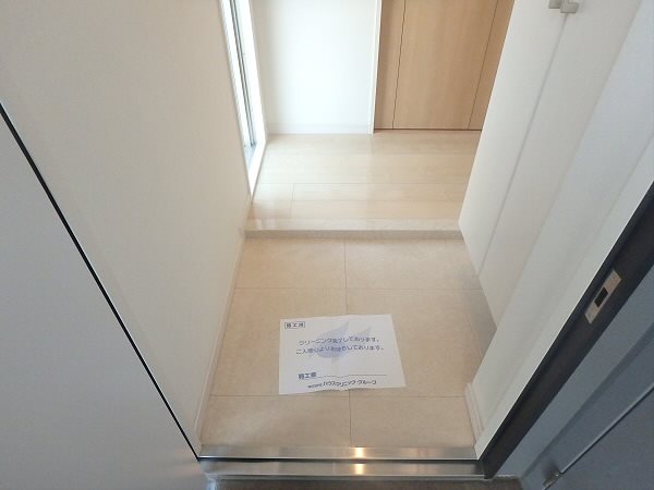 DUALEA(デュアリア) 玄関