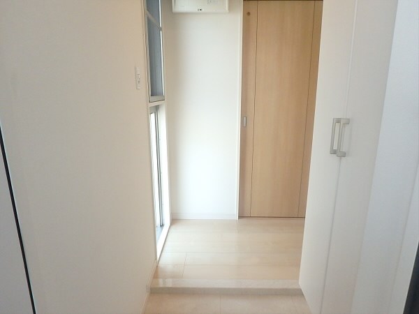 DUALEA(デュアリア) 玄関